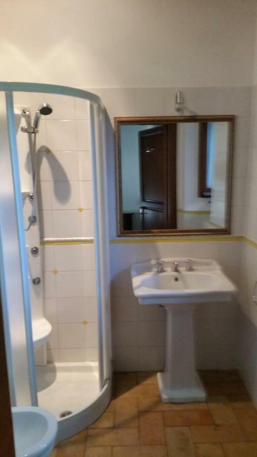 Brigolante Guest Apartments Assisi Zimmer foto